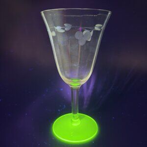Vintage Uranium Stem Single Goblet Barware Drinking Cup Etched Top Glassware VTG